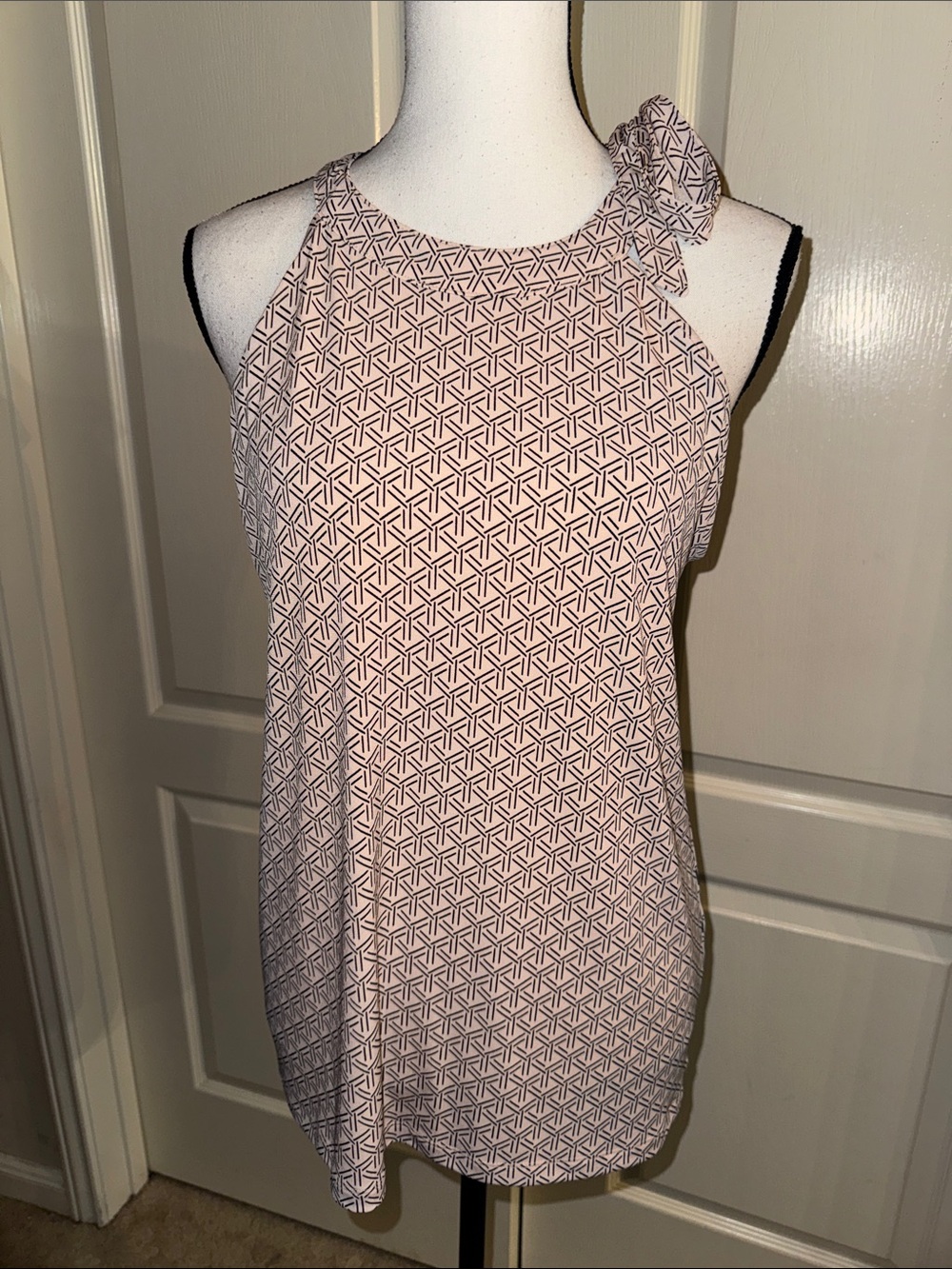 Banana Republic - Geometric Print - Size Medium